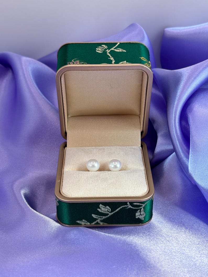 8mm Gold Plated Freshwater Pearl Stud Earrings 925 Sterling Silver