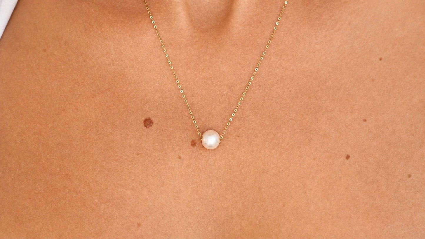18K Solid Gold Freshwater Pearl Jewellery Set – Floating Pearl Necklace & Stud Earrings