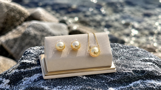 Certified 18K Solid Gold South Sea Pearl Jewellery Set – Golden Pearl Necklace & Stud Earrings