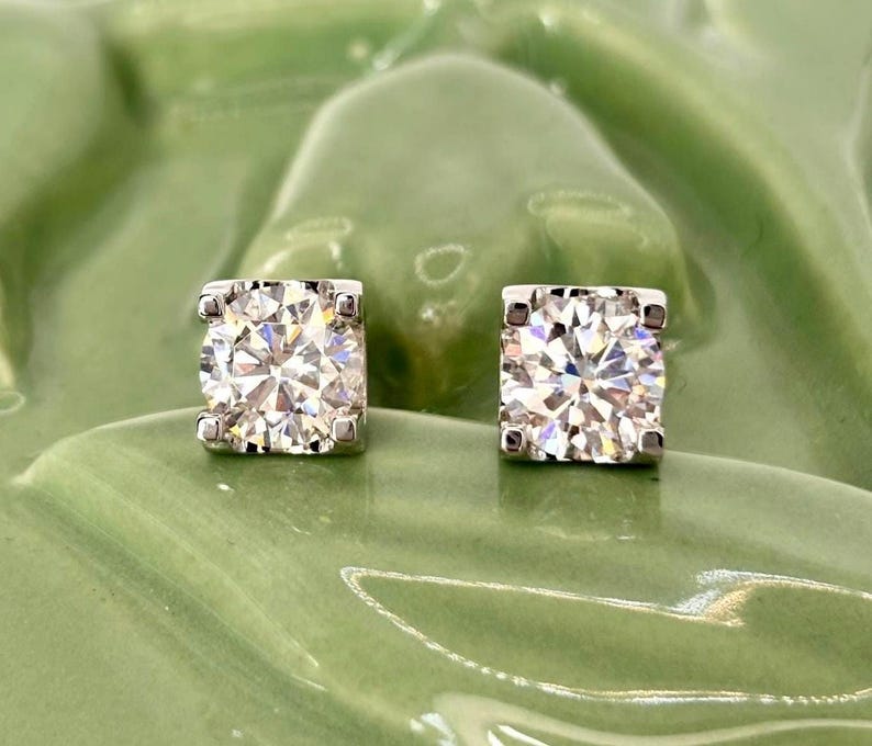 1CT Cushion Cut Moissanite Stud Earrings | 925 Argentium Sterling Silver