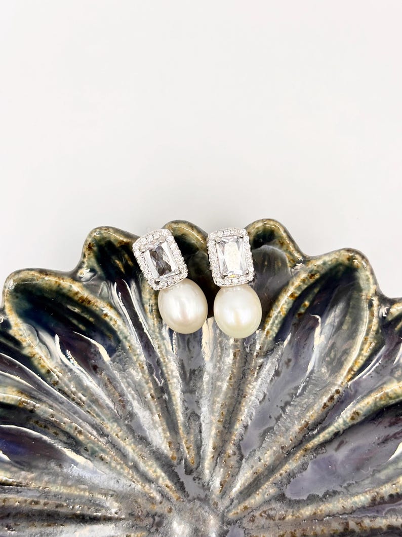 Freshwater Pearl & CZ Stud Earrings 925 Sterling Silver Elegant Jewellery