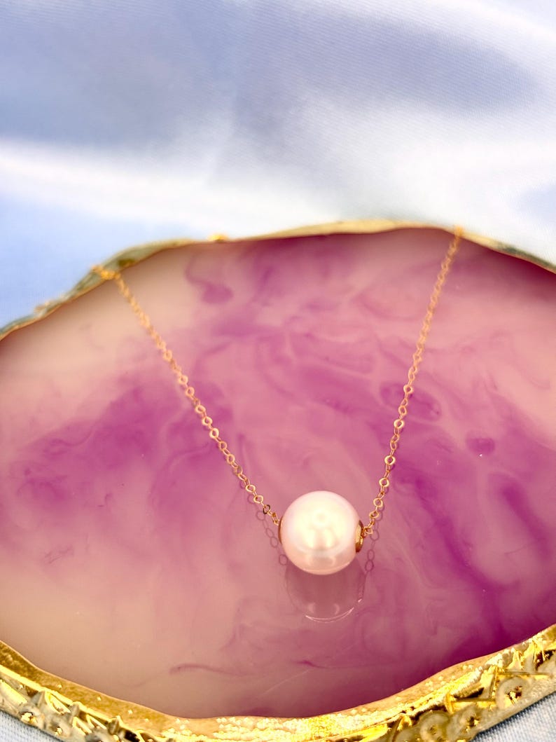 18K Solid Gold Freshwater Pearl Jewellery Set – 8mm Necklace & 9mm Stud Earrings