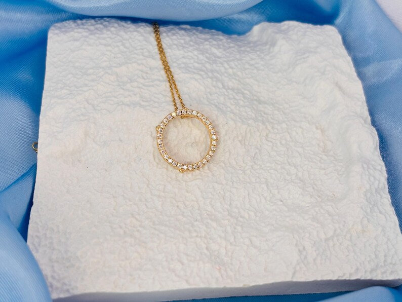 2CT Pavé Circle Moissanite Necklace | 18K Gold-Plated 925 Sterling Silver