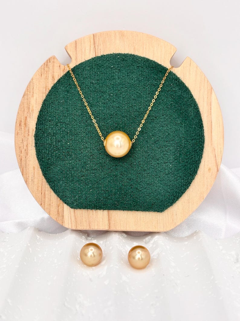 Certified Golden South Sea Pearl Necklace, 10.8mm, Vivid Golden Yellow, 18K Solid Gold