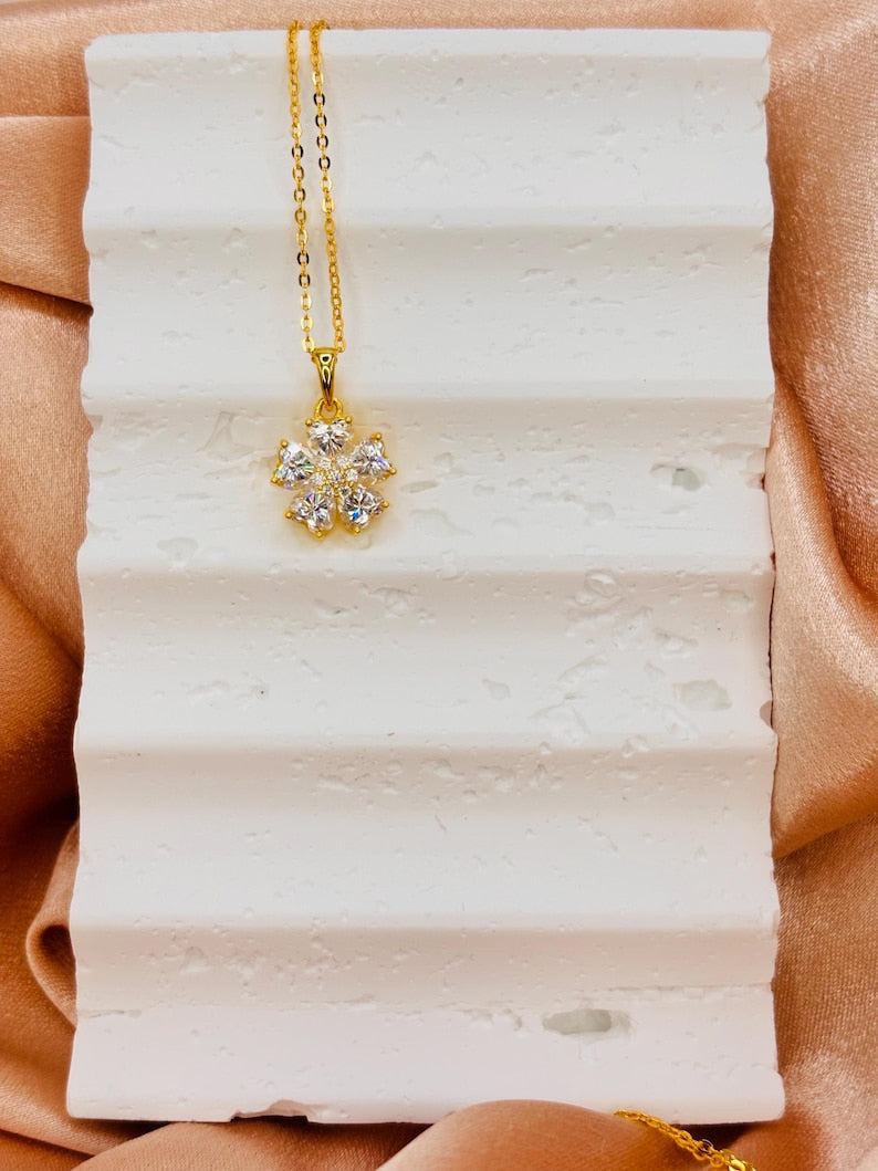 18K Gold-Plated Moissanite Flower Necklace | 925 Sterling Silver Pendant