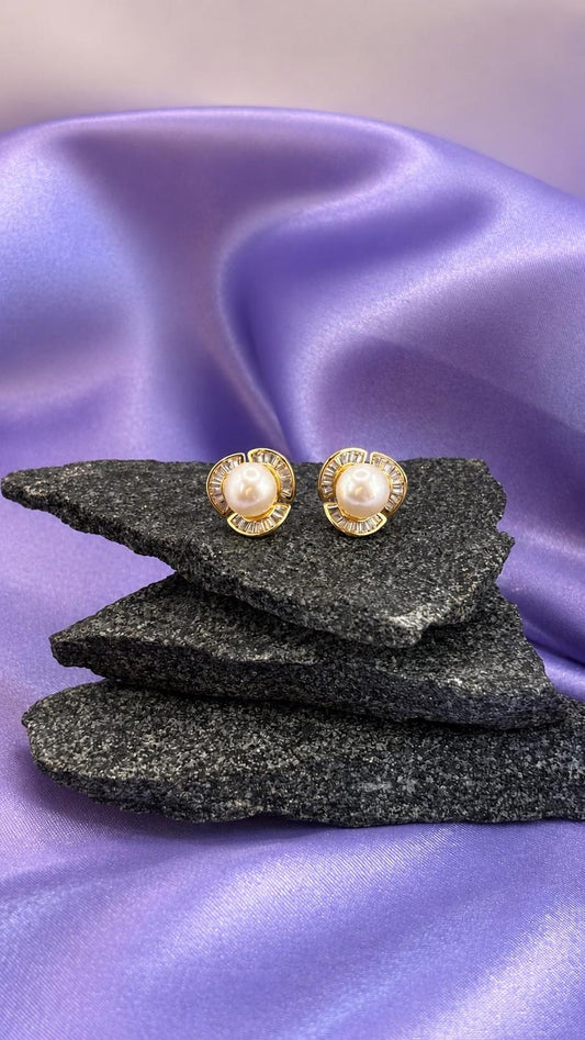 Freshwater Pearl Flower Stud Earrings | 18K Gold-Plated 925 Sterling Silver
