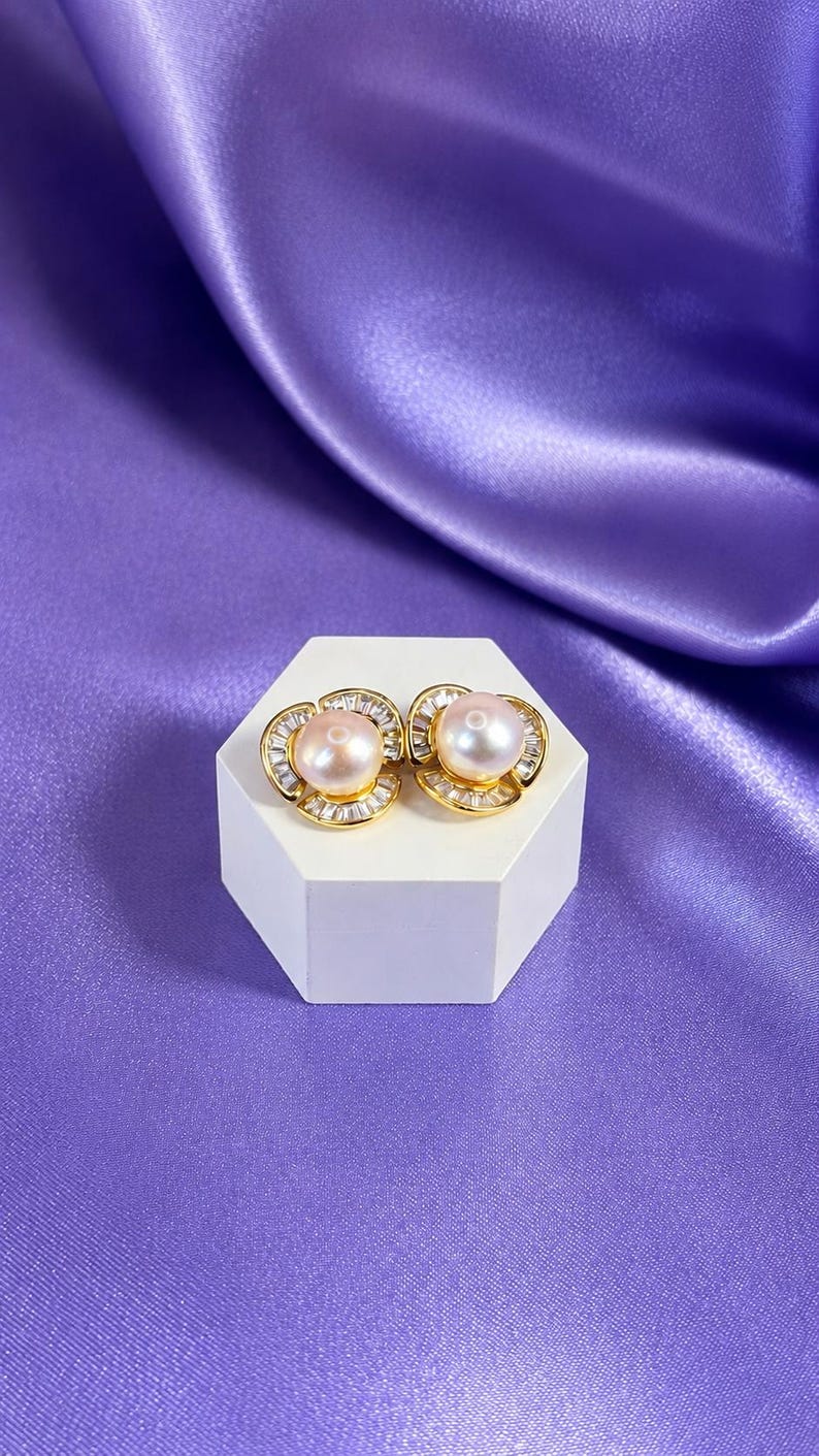 Freshwater Pearl Flower Stud Earrings | 18K Gold-Plated 925 Sterling Silver