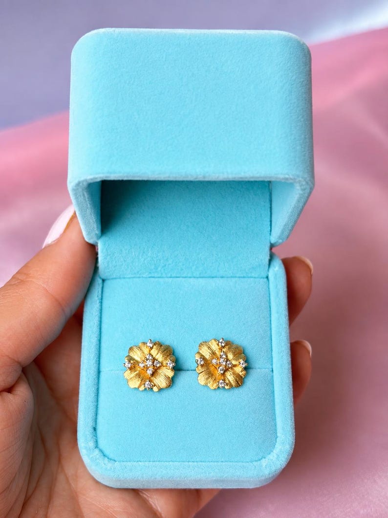 Floral Moissanite Stud Earrings | 18K Gold-Plated 925 Sterling Silver