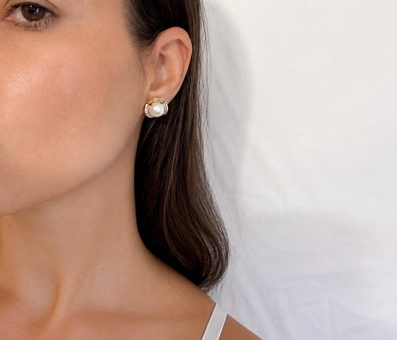 Freshwater Pearl Flower Stud Earrings | 18K Gold-Plated 925 Sterling Silver