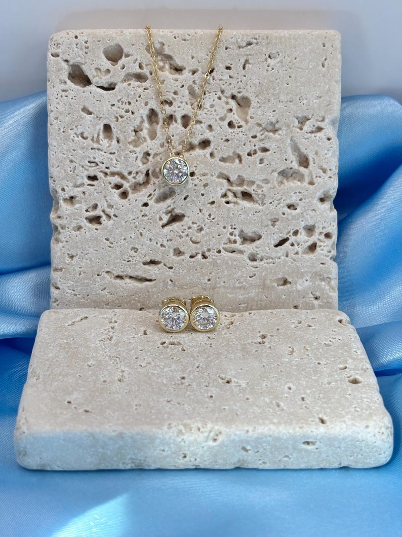 2CT Moissanite Necklace & Earrings Set | Gold-Plated 925 Sterling Silver