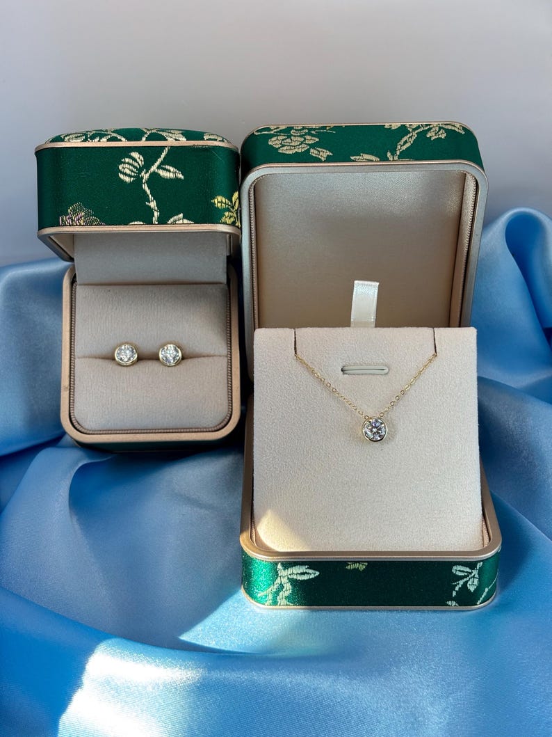 2CT Moissanite Necklace & Earrings Set | Gold-Plated 925 Sterling Silver