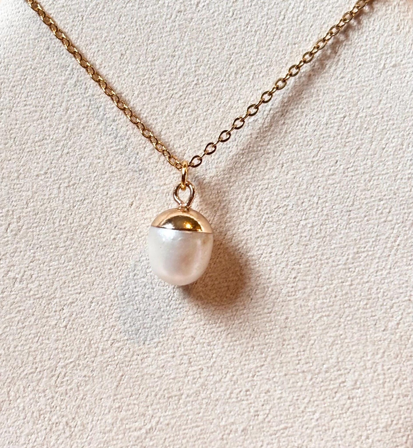Dainty Freshwater Pearl Necklace, Gold Plated Minimalist Pendant, Adjustable Everyday Necklace, Gift for Her