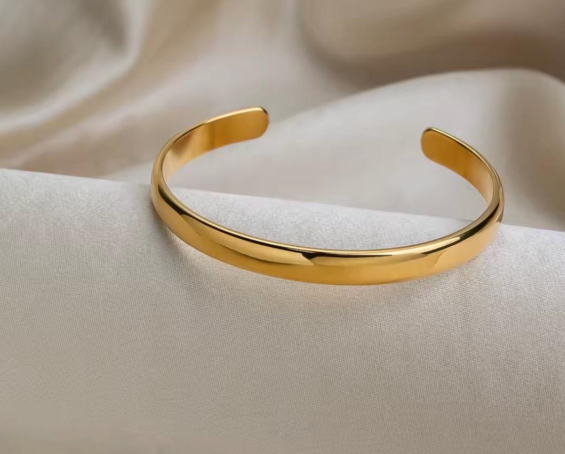 Gold Open Cuff Bracelet, Minimal Sculptural Bangle, Modern Adjustable Bracelet, Everyday Wear
