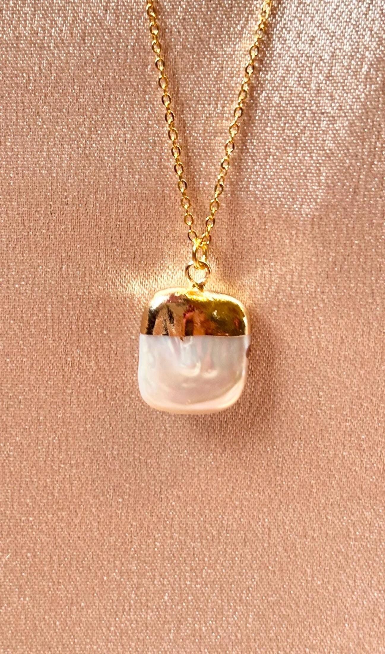 Baroque Freshwater Pearl Necklace, Gold Plated Pendant, Adjustable Dainty Necklace, Minimalist Jewelry Gift
