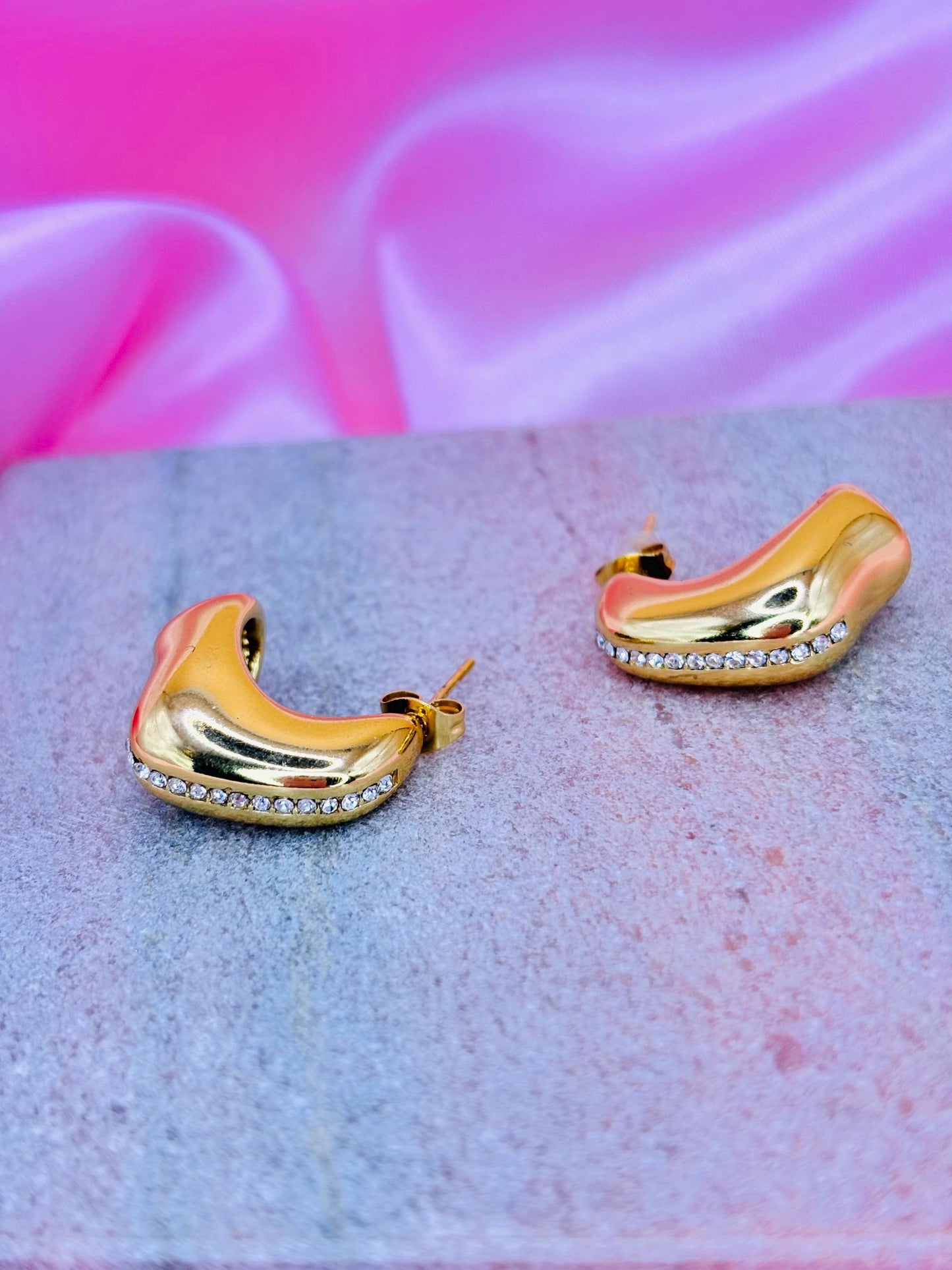 Gold Plated Curved Statement Stud Earrings with Crystal Accent – Sculptural Modern Gold Jewellery