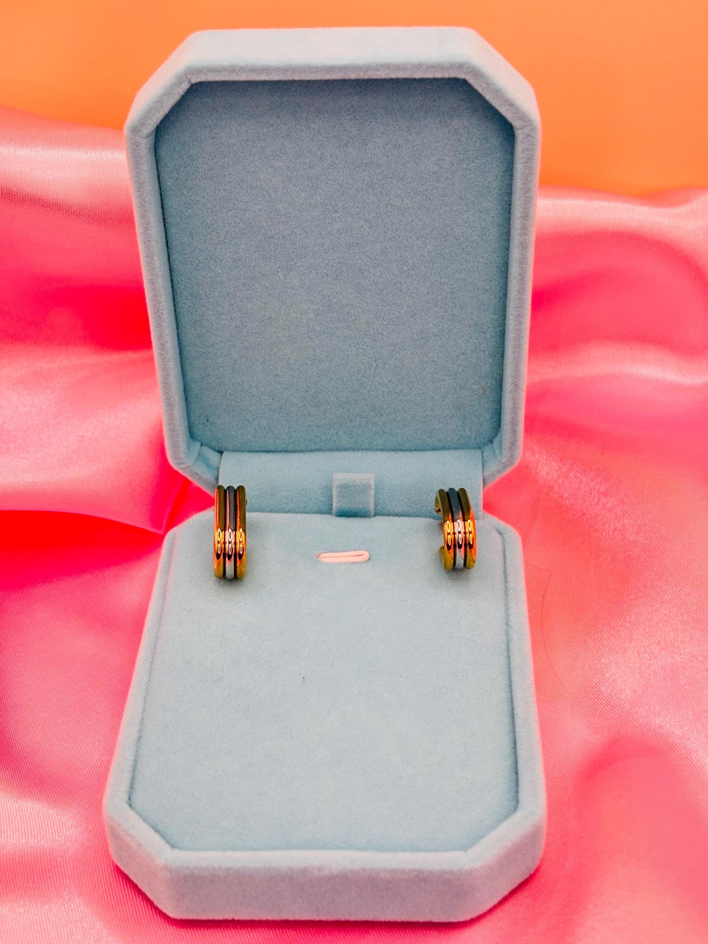 Two-Tone Gold & Silver Layered Stud Earrings – Modern Mixed Metal Statement Studs