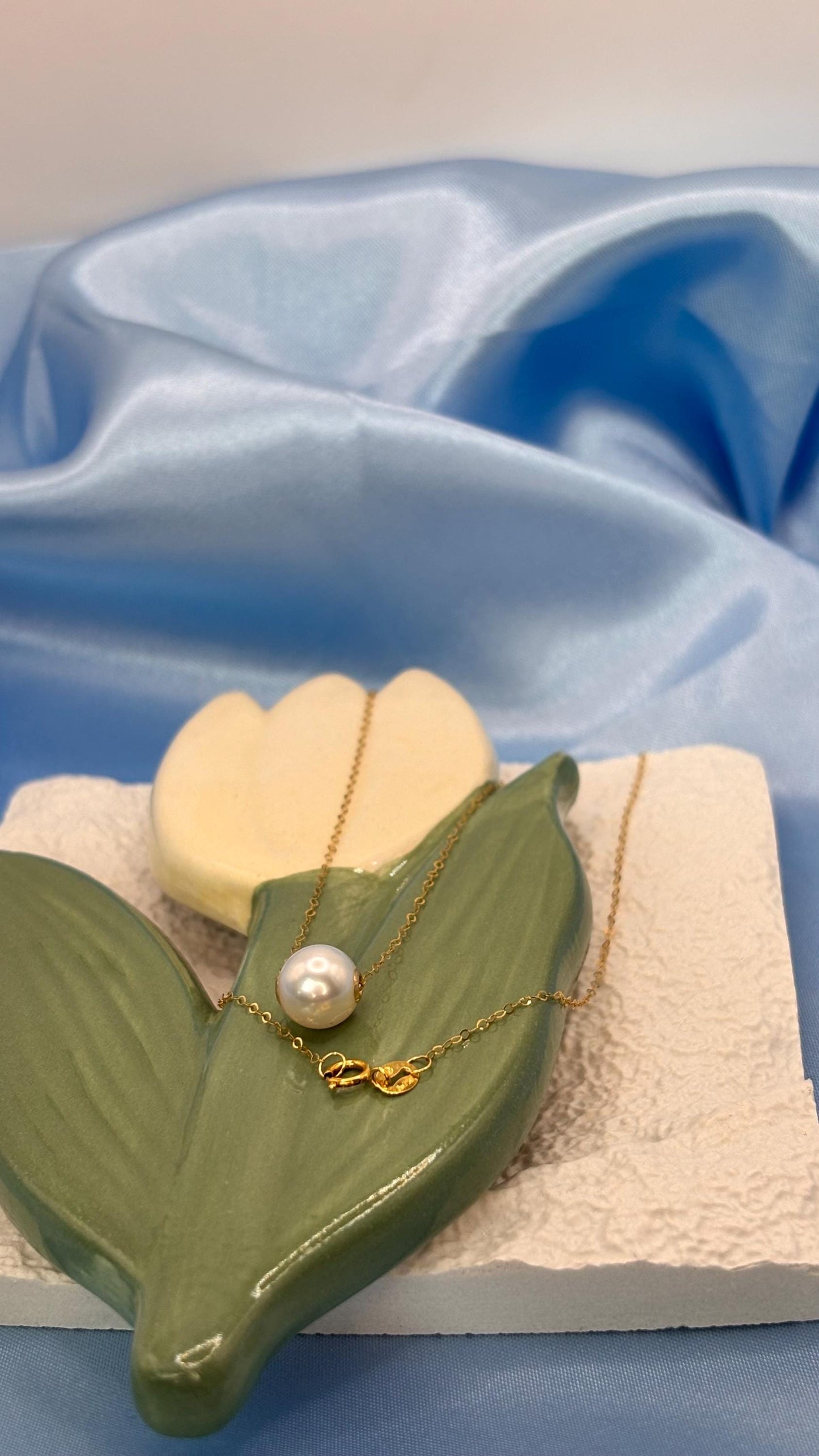 18K Solid Gold Floating Pearl Necklace, Minimalist Freshwater Pendant, Hallmarked Fine Jewelry