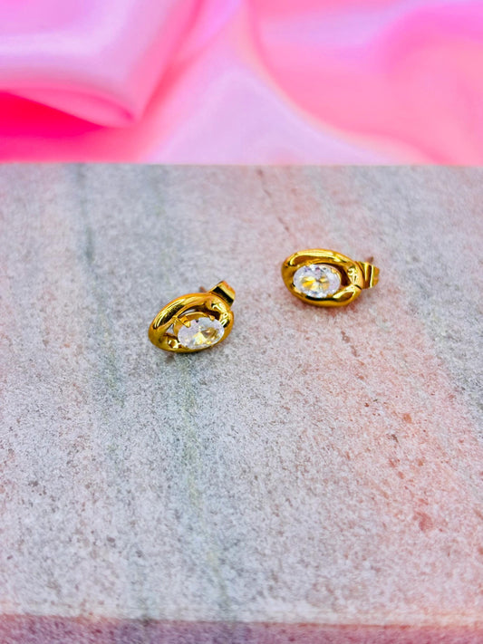 Gold Oval Crystal Stud Earrings – Minimalist Open Frame CZ Studs, Modern Everyday Jewelry