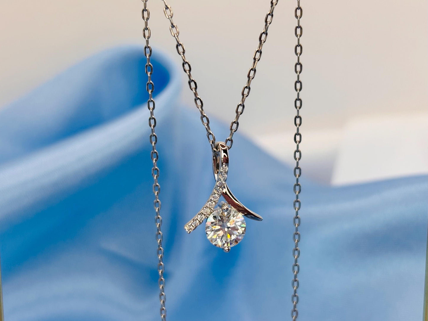 Moissanite Drop Pendant Necklace 1 Carat, 18K White Gold Plated Minimalist Everyday Luxury Jewelry