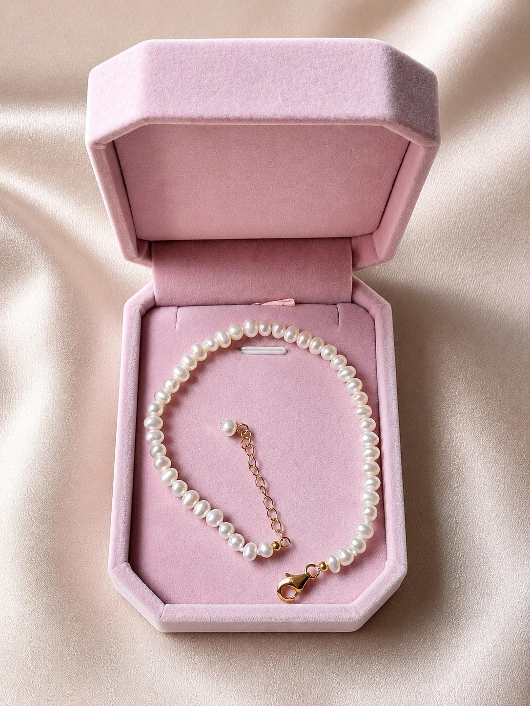 Natural Freshwater Pearl Bracelet, 18K Gold Plated Clasp, Dainty Elegant Jewellery