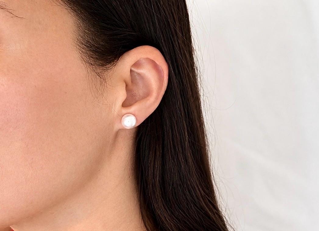 18K Solid Gold Freshwater Pearl Jewellery Set – Floating Pearl Necklace & Stud Earrings